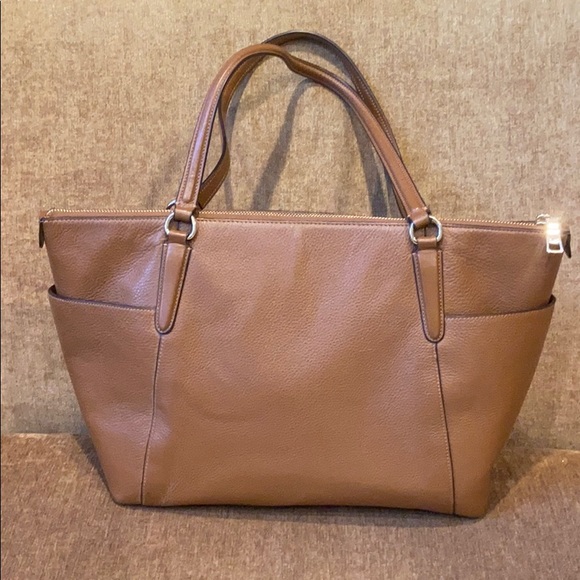 COACH Jet Set genuine leather shoulder Bag - Picture 2 of 10